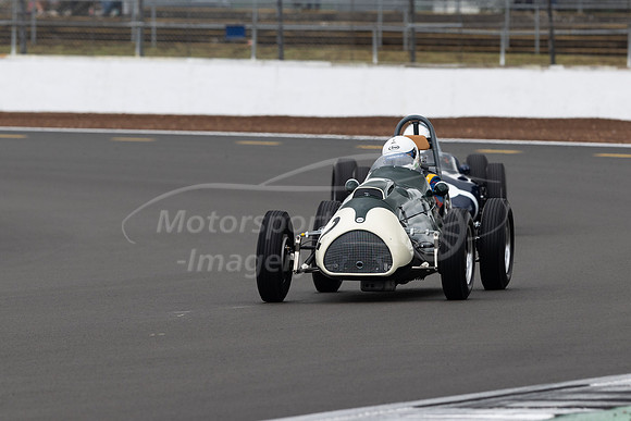 2 Ian Nuthall