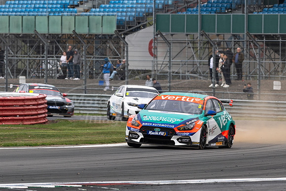 3 Tom Chilton