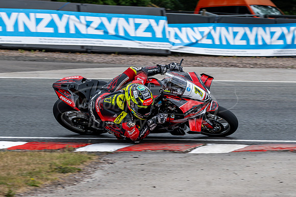 1 Kyle Ryde
