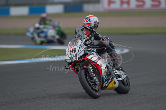 91 Leon Haslam Aprilia RSV4F Aprilia Racing Team