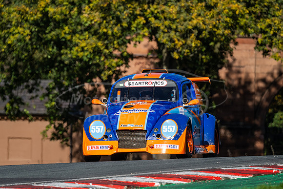 557 John WHITEHOUSE   / Marcus CLUTTON / Steve RUSTON