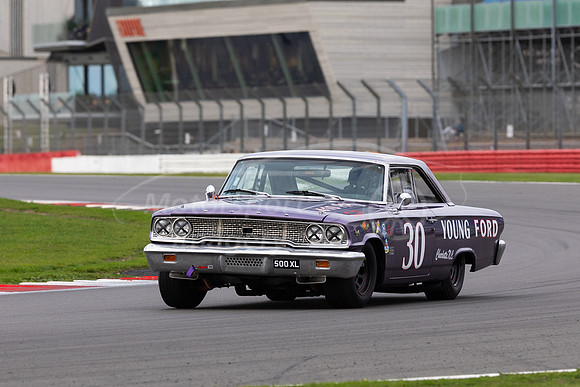 30 Matthew Moore / Jack Bond