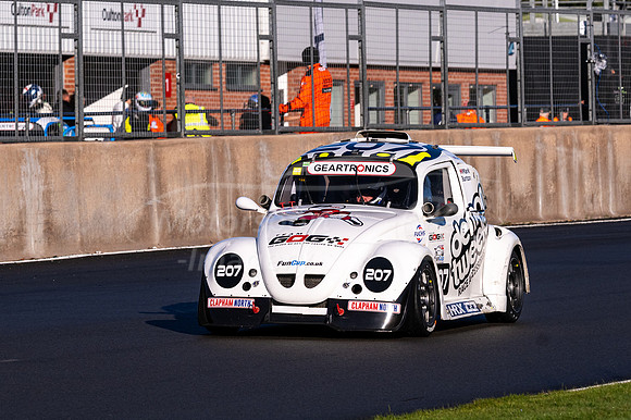 207 Mark BURTON   / Paul CALLADINE