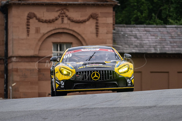 69 Stephen Walton / Chris Hart