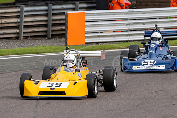 39 Michael Conway Royale RP27