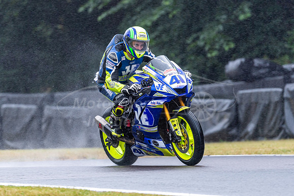 41 Alan NAYLOR  Yamaha - Donkey Box Racing