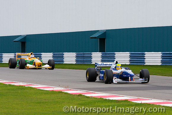 Williams Renault FW18