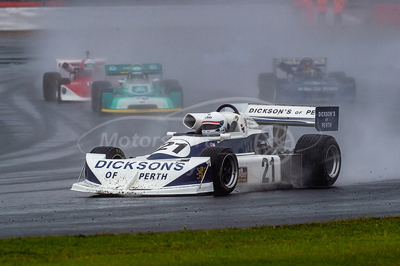 21 Matthew Watts,
