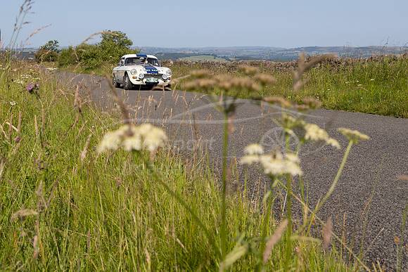 48 Simon Ayris / Lewis Ayris
