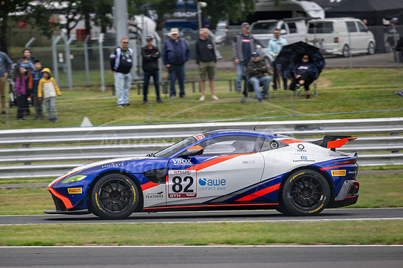 82 James Guess / Tom Canning