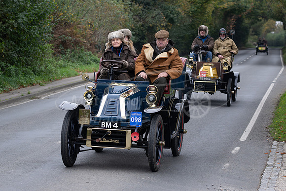 98 1902 De Dion Bouton, Sarah Marsh. BM4