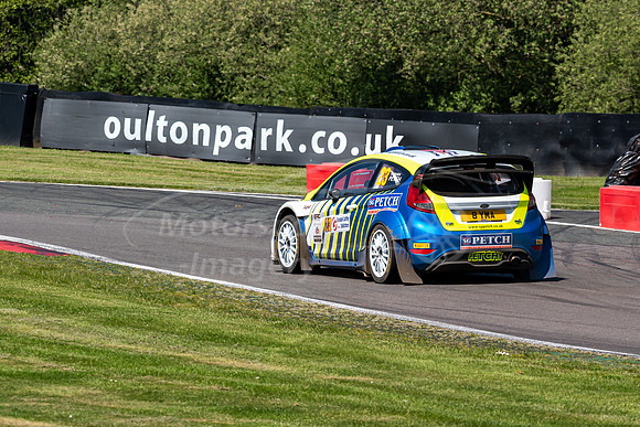 23, Michael Wilkinson, Stephen Petch, Ford Fiesta WRC