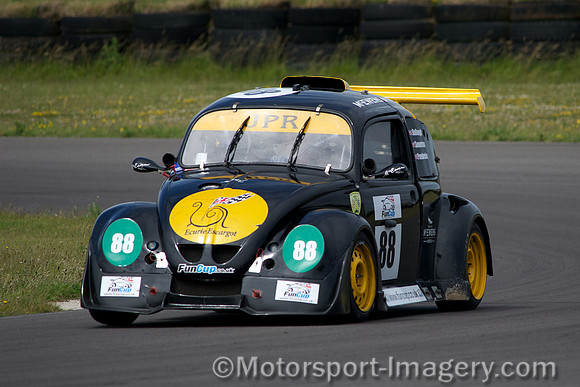 William Pembroke, James Somerton, Ecurie Escargot