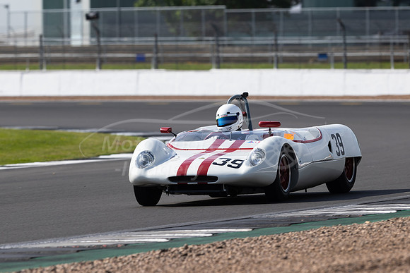 39 Peter de la Roche