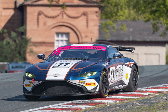 11  Beechdean AMR - Aston Martin V8 Vantage GT4, British GT, Kel