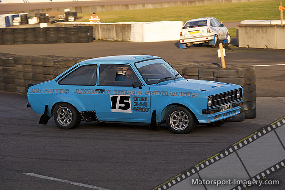 Adrian Baker / Lindsey Baker - Ford Escort