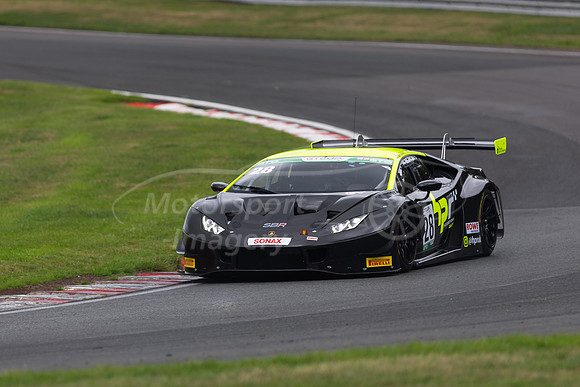 28 Paul Bailey / Ross Wylie