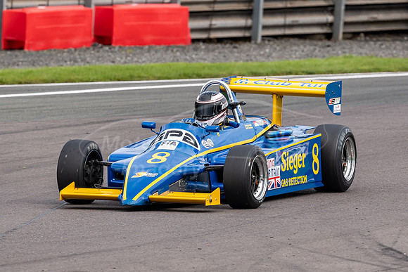 8 David Thorburn Ralt RT3