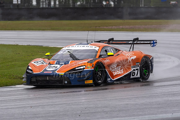 67 Simon Orange / Tom Roche
