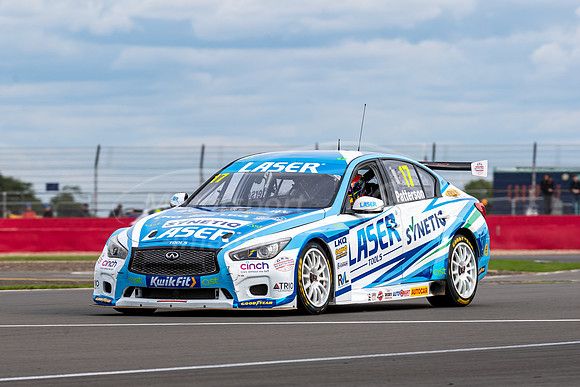 17 Dexter Patterson. Laser Tools Racing infiniti