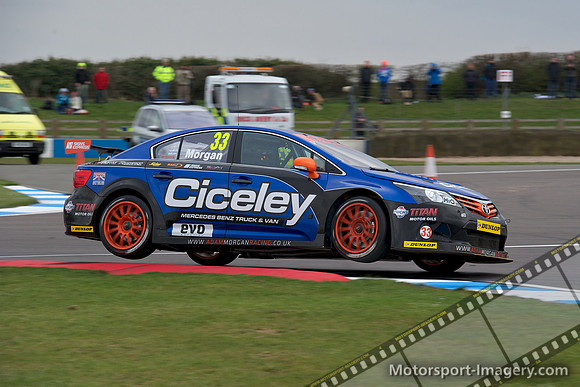 Adam Morgan, Toyota Avensis