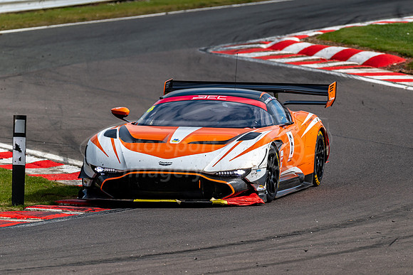 6 Glebs Stepanovs- Stephen Tomkins- Aston Martin Vulcan