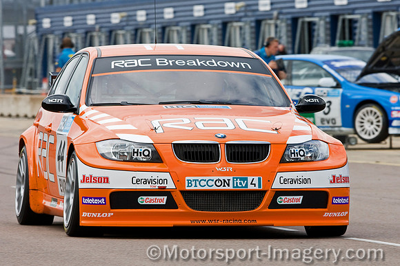 Stephen Jelly Pitlane