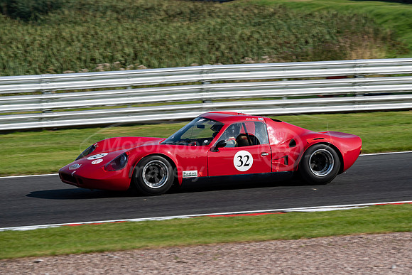 32 Charlie Allison Chevron B8
