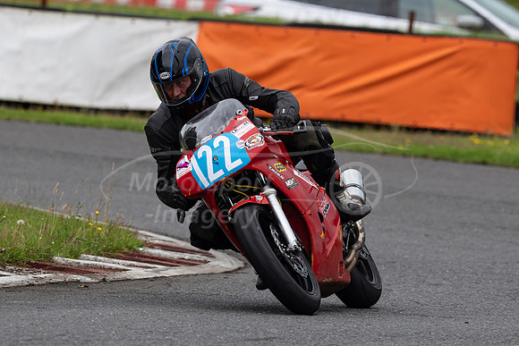 122 Nigel Race