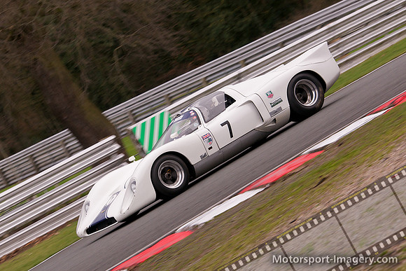 David and Samuel Carrington-Yates, Chevron B16