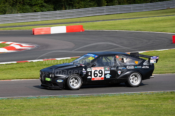 69 Ian Stapleton