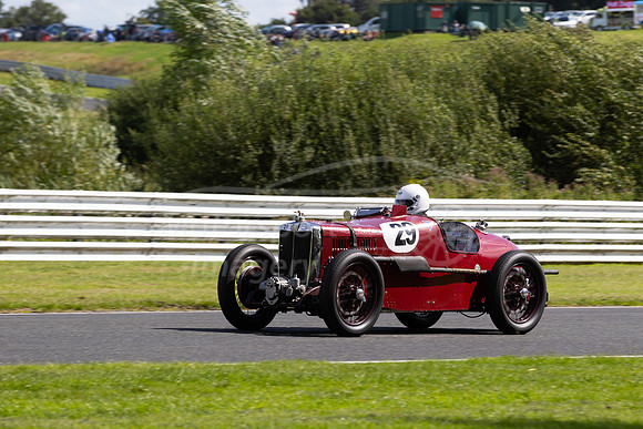 29 Ian Goddard