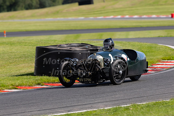 1 Iain Stewart