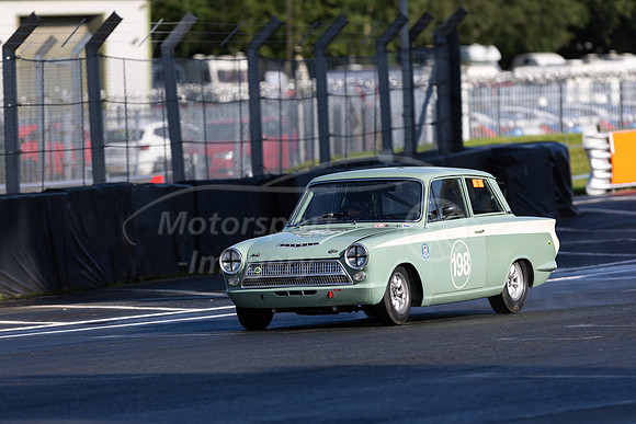 198 Mark Burton / Graham Pattle