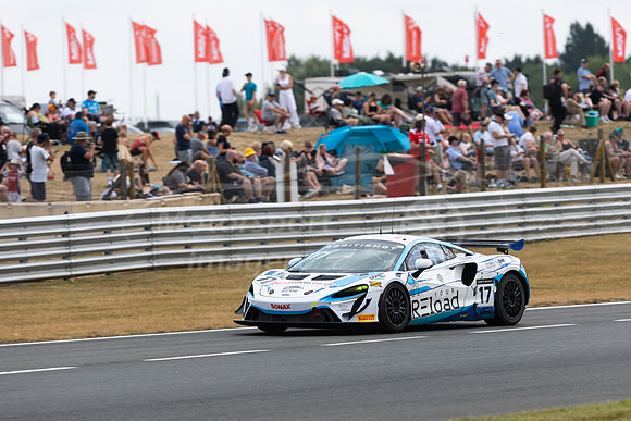 17 Harry George / Luca Hopkinson