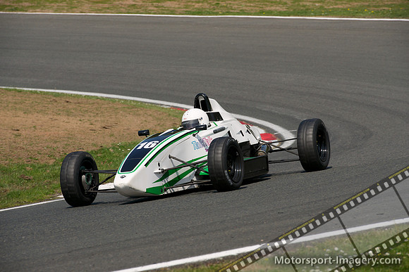 Neil McArthur, Van Dieman LA10