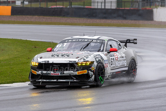 61 Erik Evans / Marco Signoretti