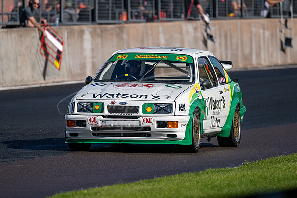 16 Max Goff / Ian Goff