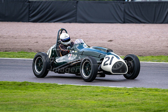 21  Oliver Nuthall