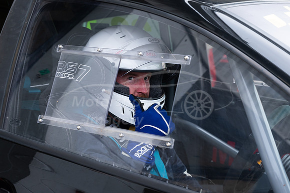 Thumbs up from team TMC Race Engineerings Yan Whittaker