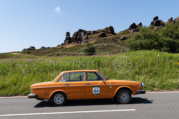 64 Graham Briggs / Nick Middleton