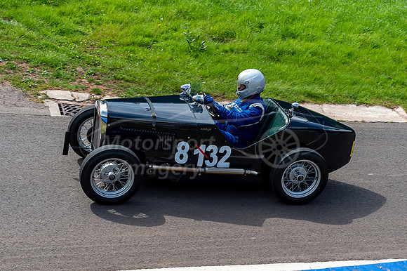 832 Peter Aspin
