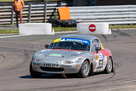 93, Daniel Hurst, Paul Gorge, Mazda MX5