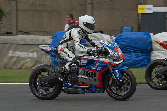 2 Leon Morris