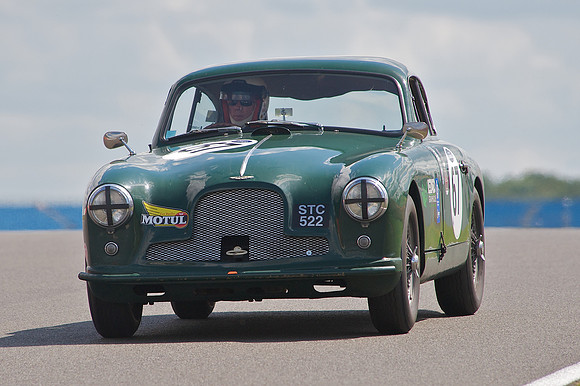 Aston Martin DB2 / 4