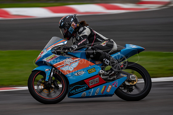 66 Annabel THOMAS