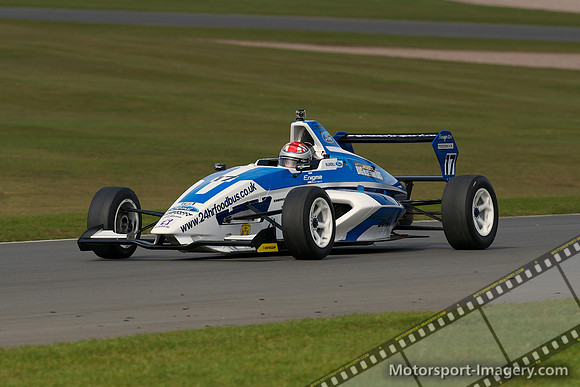 Blundell, Formula Ford