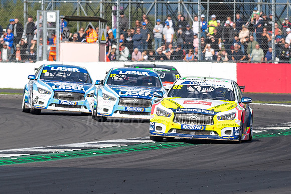 Rick Parfitt leads a trio of Infiniti's