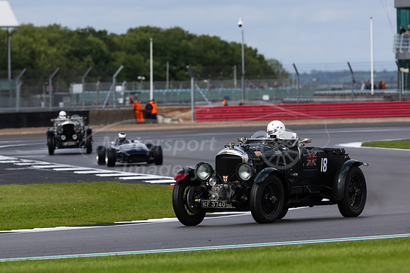 18 Hugh Apthorp