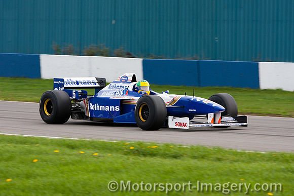 Williams Renault FW18
